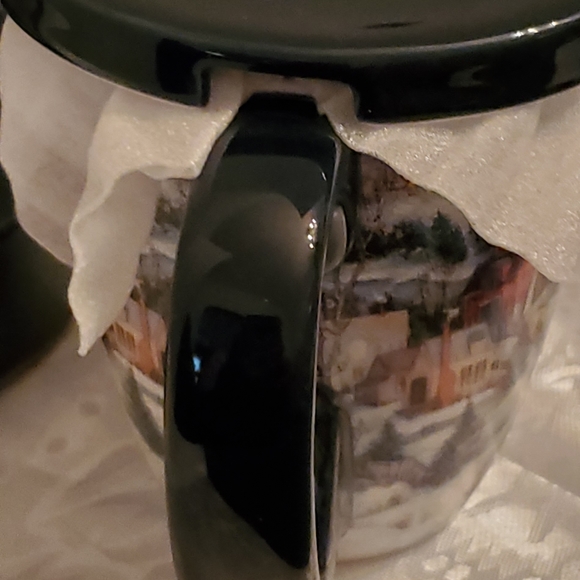 New Lang Sleigh Ride Tea Cup Set - Picture 8 of 9